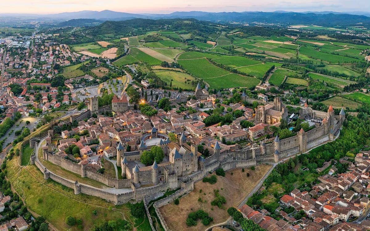 Carcassonne, Occitanie — jeu de piste à Carcassonne