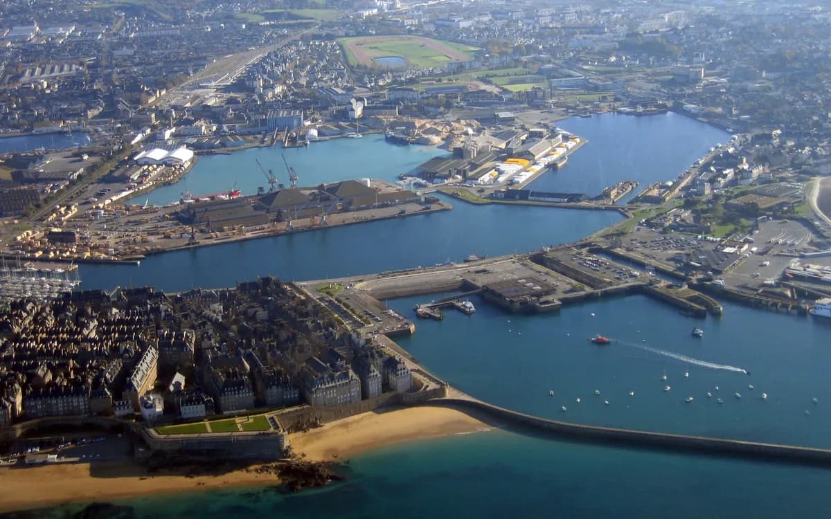 Saint-Malo, Bretagne — jeu de piste à Saint-Malo