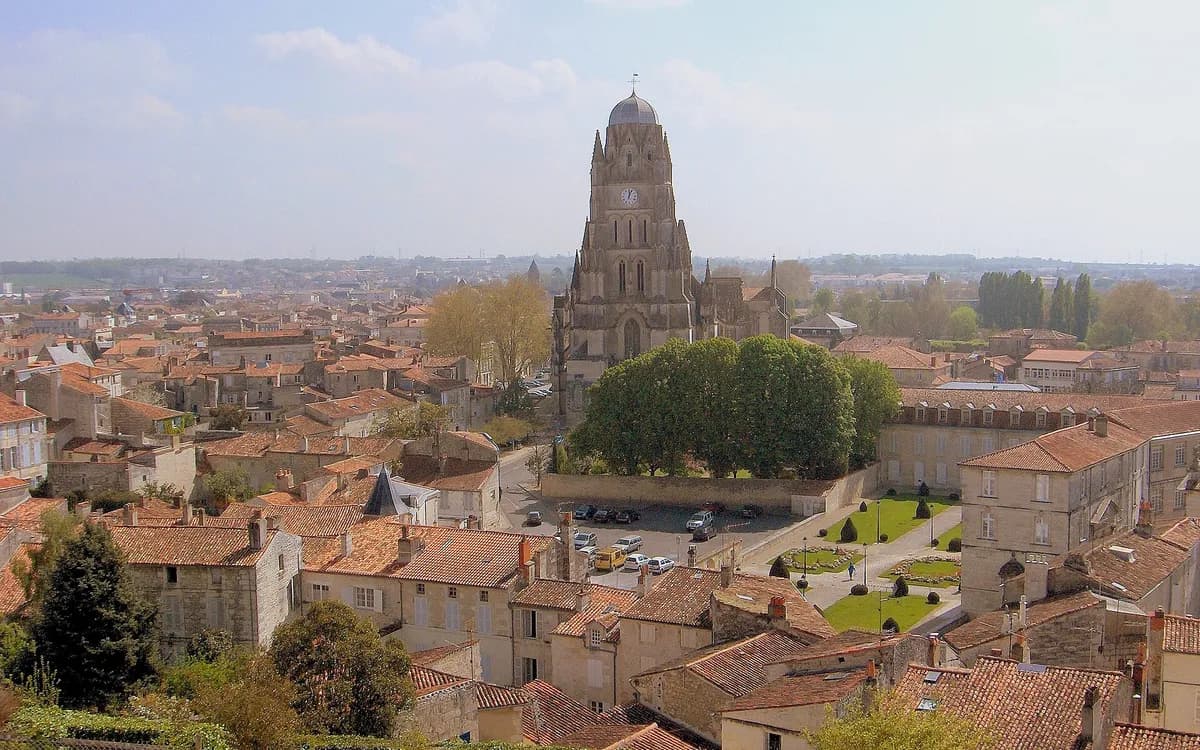 Saintes, Nouvelle-Aquitaine — jeu de piste à Saintes