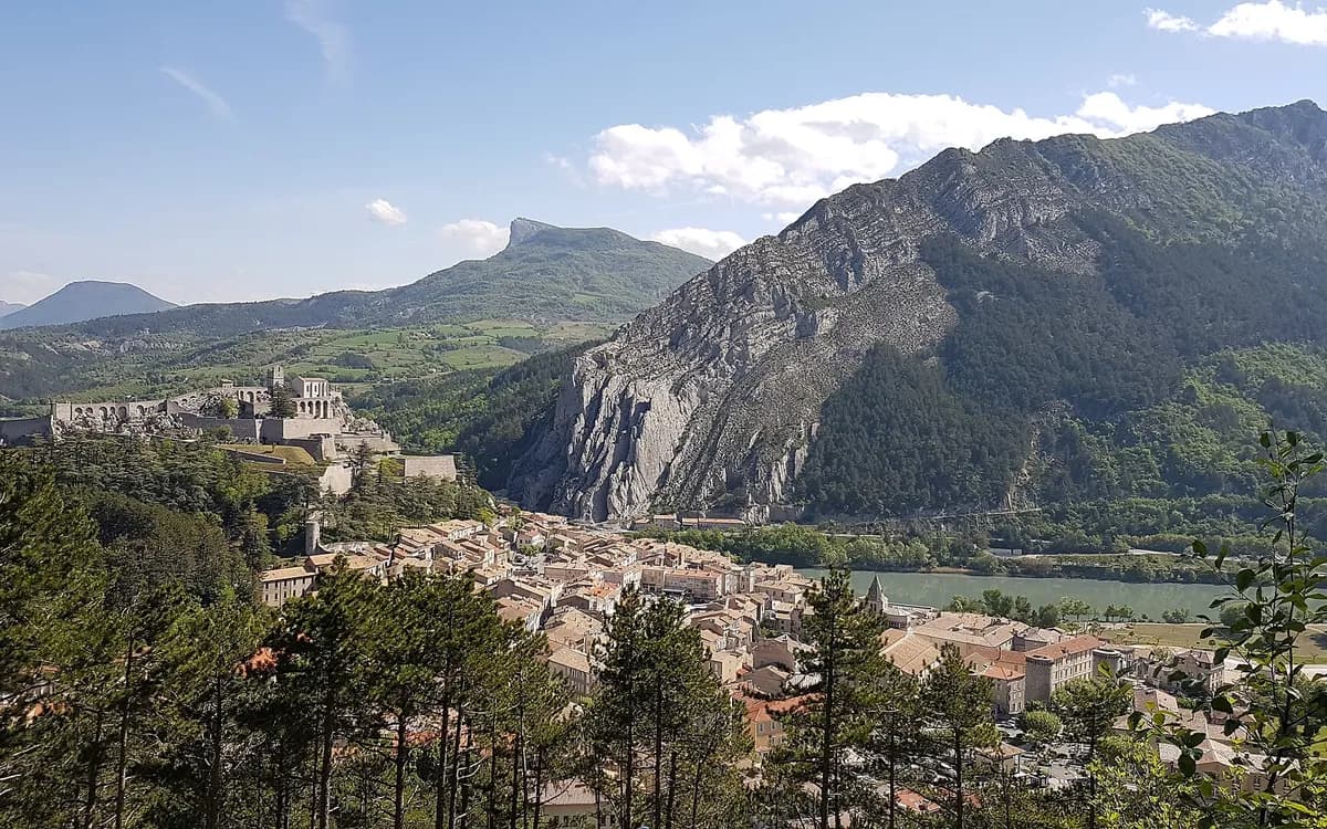 Sisteron, Provence-Alpes-Côte d'Azur — jeu de piste à Sisteron