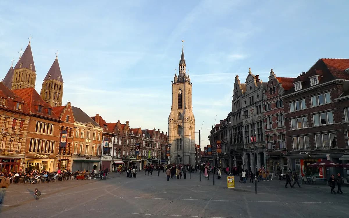 Tournai, Wallonie (Hainaut) — jeu de piste à Tournai